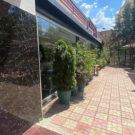 Apartament Dublex Near Bllok Tirana Zewnętrze zdjęcie